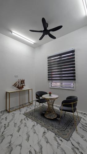 Bukit Jawa House | Laman Suri