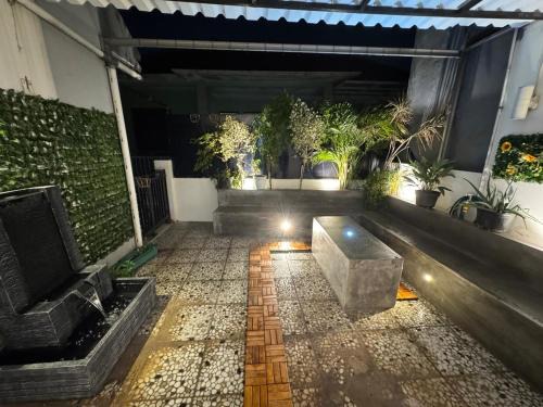 Jatinegara House | Lamar home