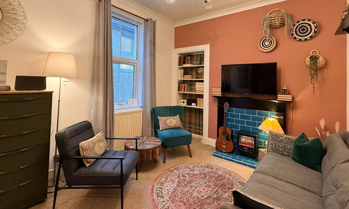 Inverness City Centre House | Lamont Cottage, Inverness