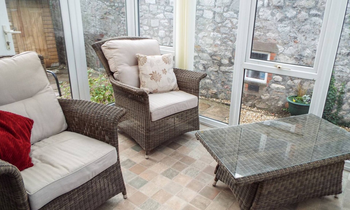 Cheddar Cottage | Lamora