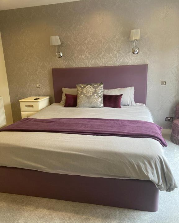 Olney House | Lamorna