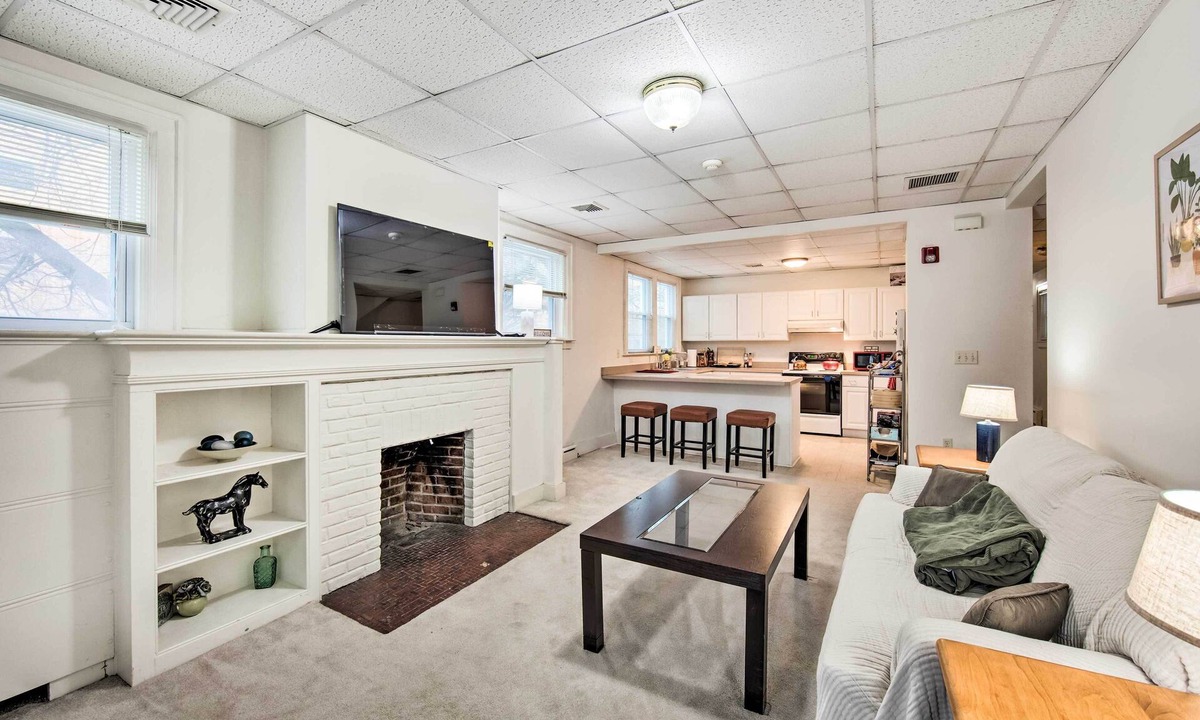 Lancaster House | Lancaster Unit w/Expansive Covered Porch!