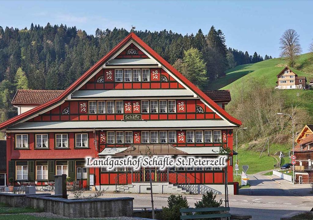 Sankt Peterzell Hotel | Landgasthof Schäfle
