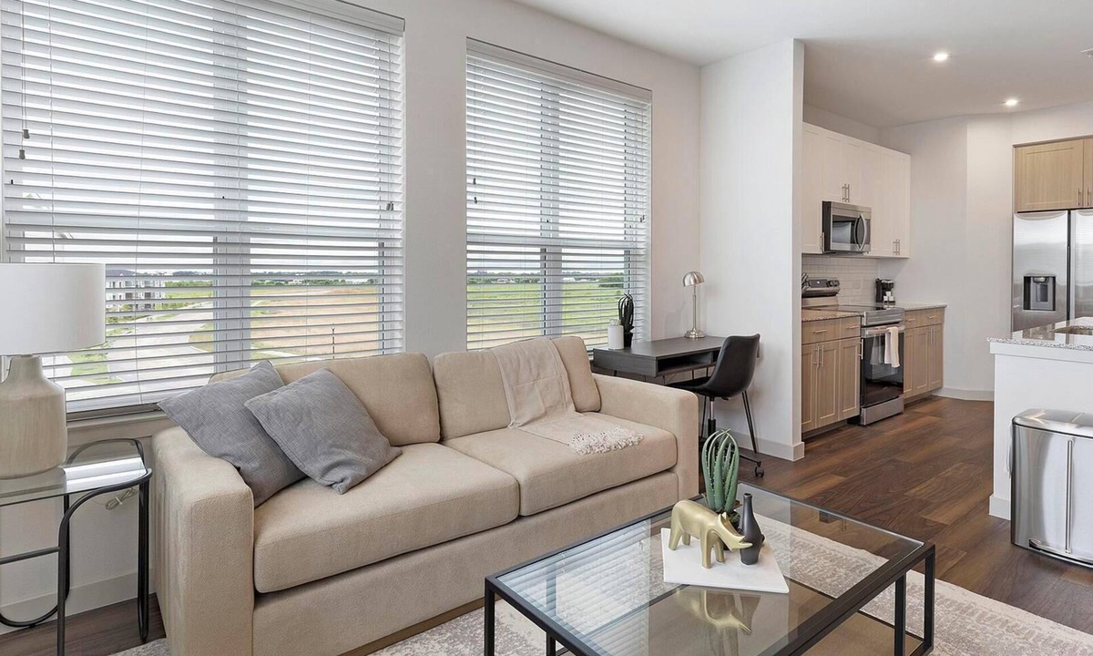 Fate Apartment | Landing | Amazing 1BD, Gym, Clubhouse