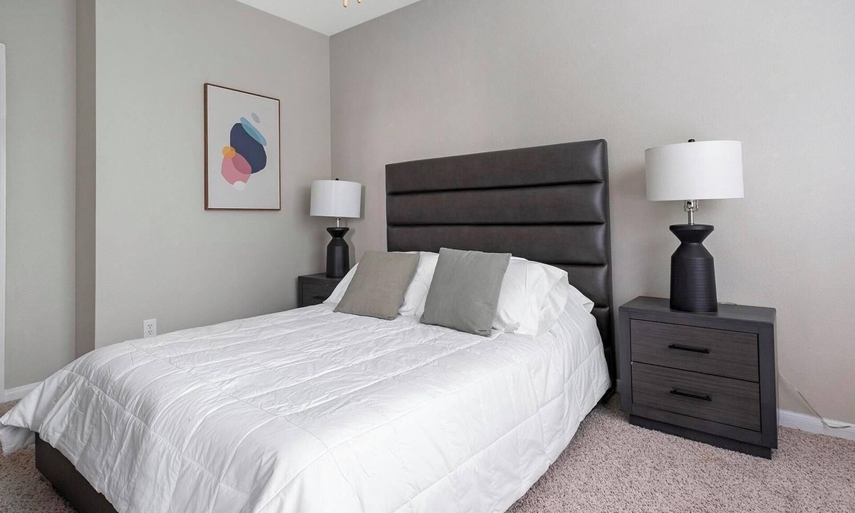 Briarforest Apartment | Landing | Amazing 1BD, Gym, Pool