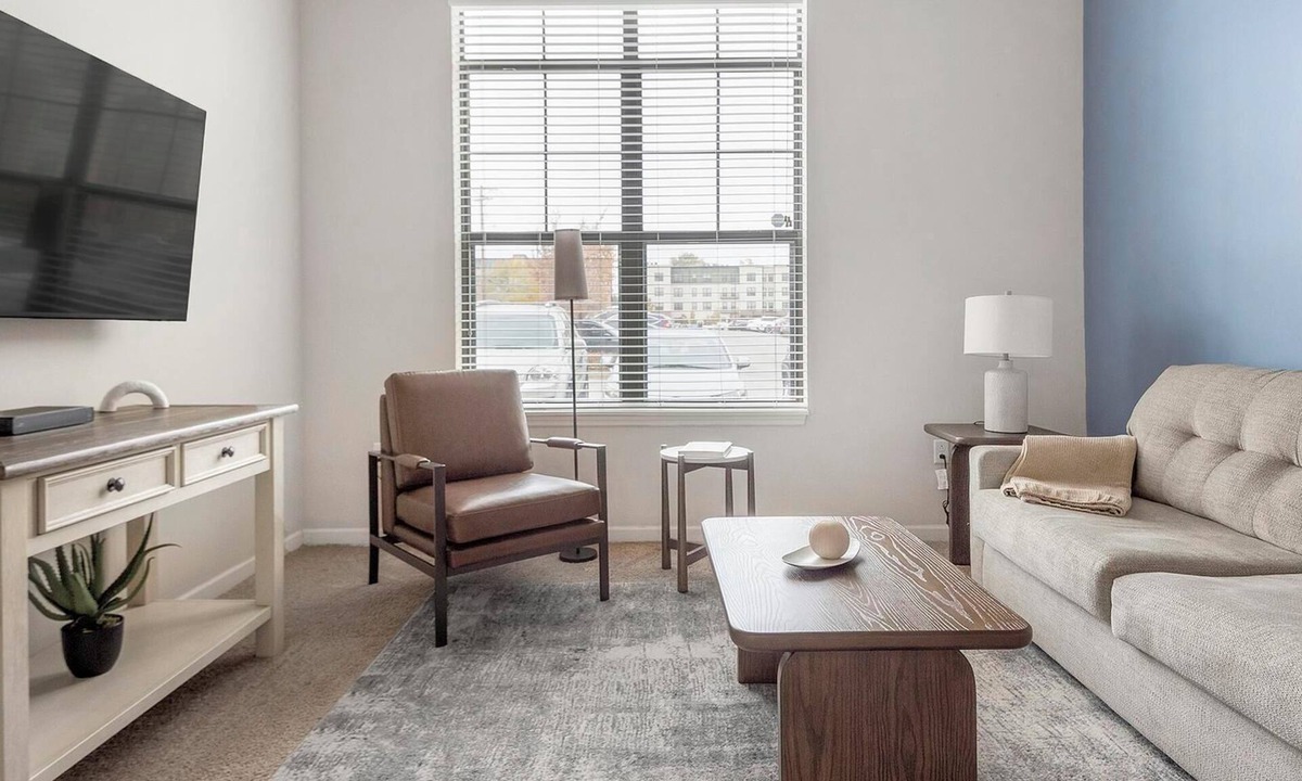 Central West End Apartment | Landing | Amazing 1BD, Pool, Gym