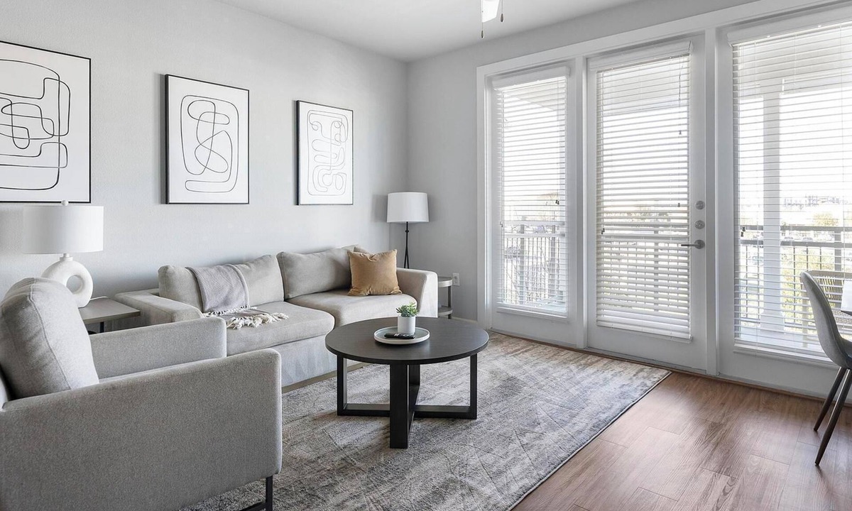 Buda Apartment | Landing | Amazing 1BD, Pool, Gym