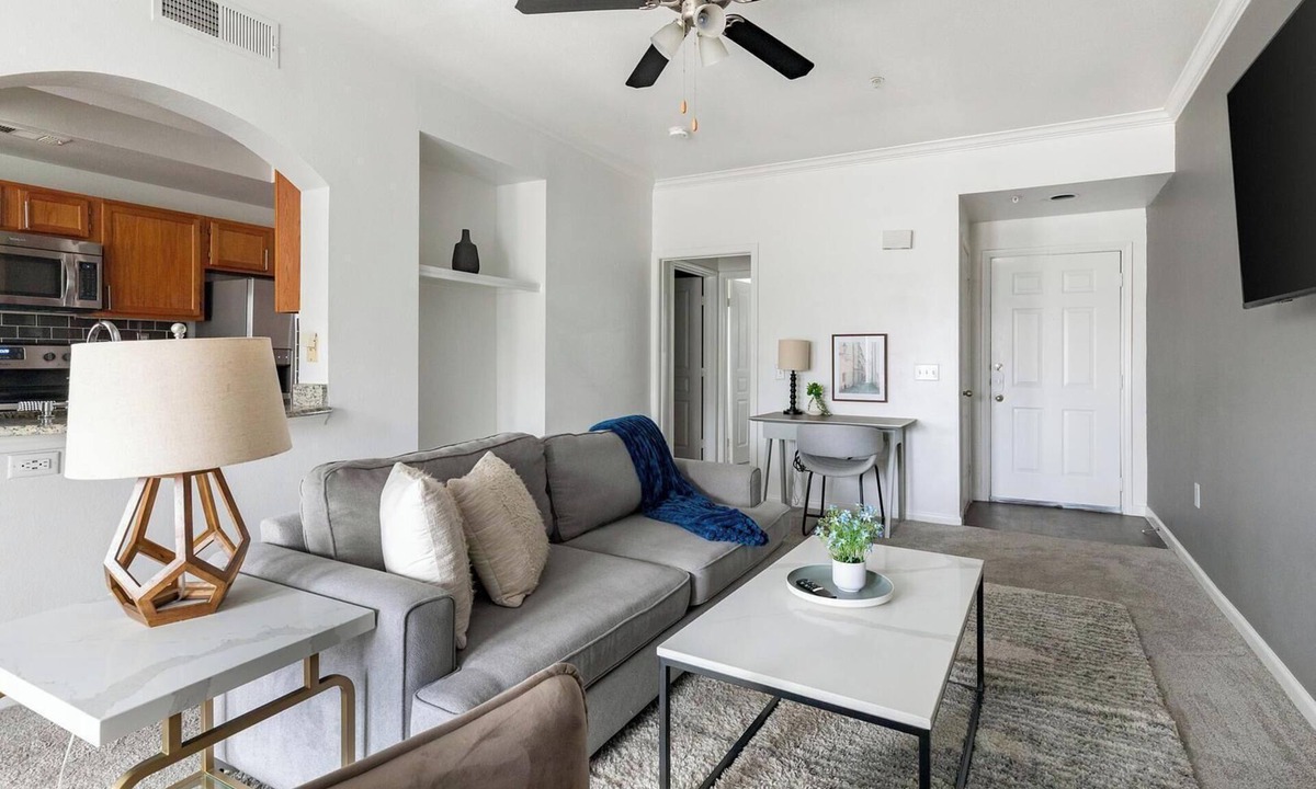 Downtown Fort Worth Apartment | Landing | Amazing 1BD, Gym