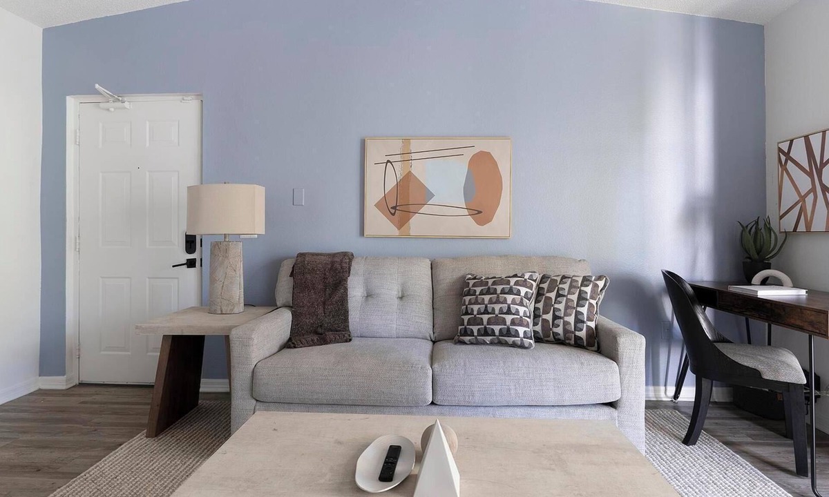 Fruitville Apartment | Landing | Amazing 1BD, Gym, Clubhouse