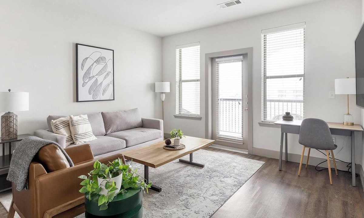 Haltom City Apartment | Landing | Amazing 1BD, Clubhouse, Courtyard