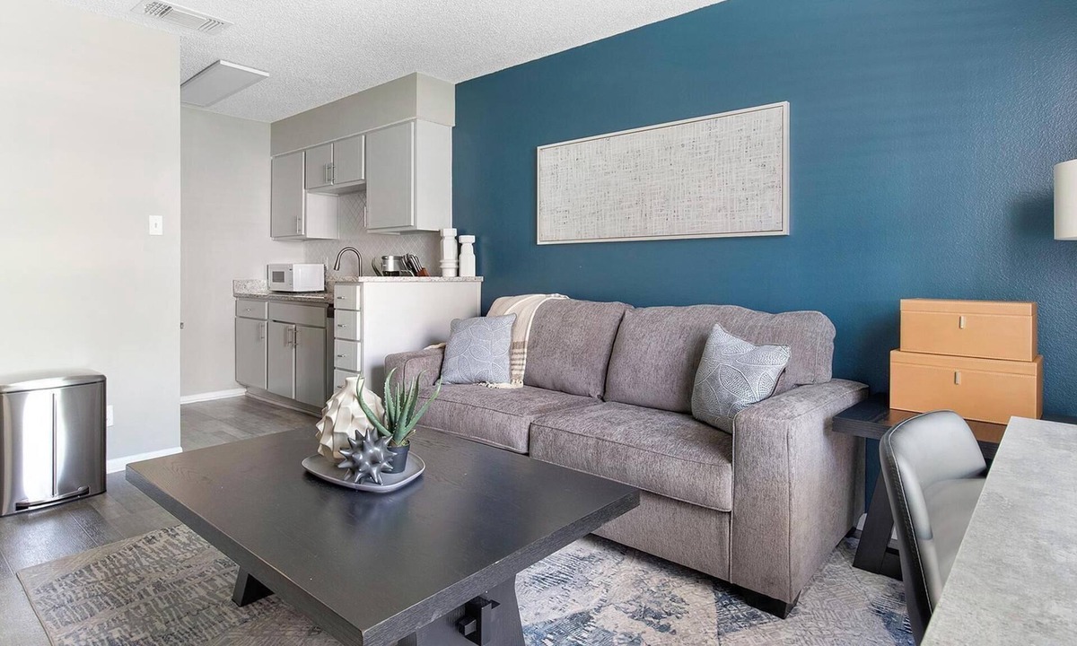 Royal Ridge Apartment | Landing | Amazing 1BD, Clubhouse, Gym
