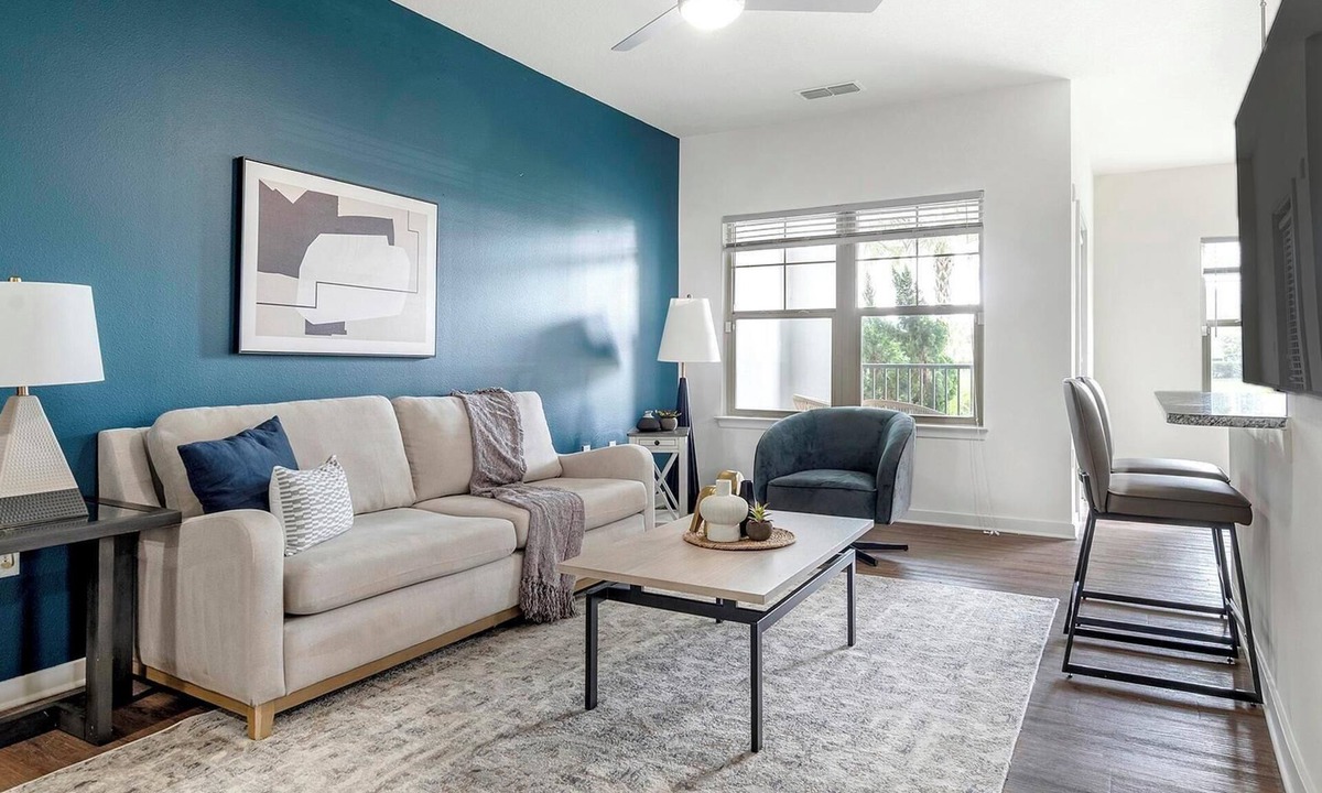 Tropic Apartment | Landing | Amazing 2BD, Courtyard, Pool