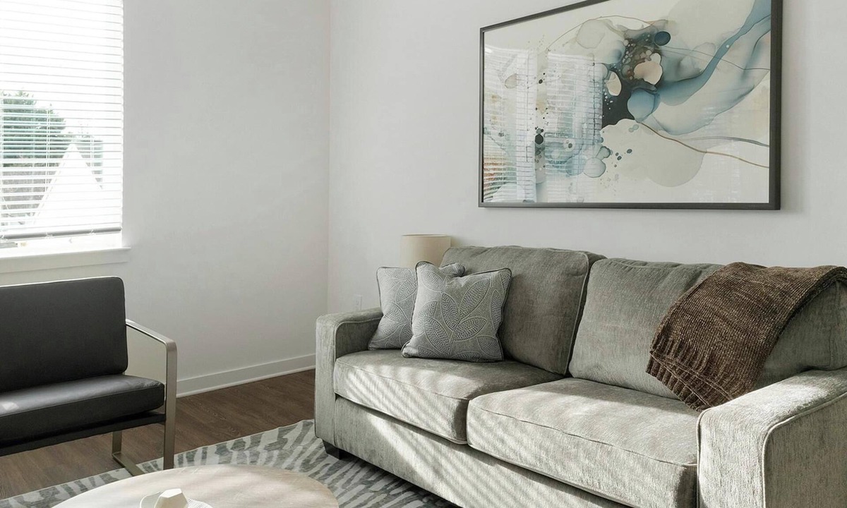 Southeast Raleigh Apartment | Landing | Amazing 2BD, Gym, Clubhouse