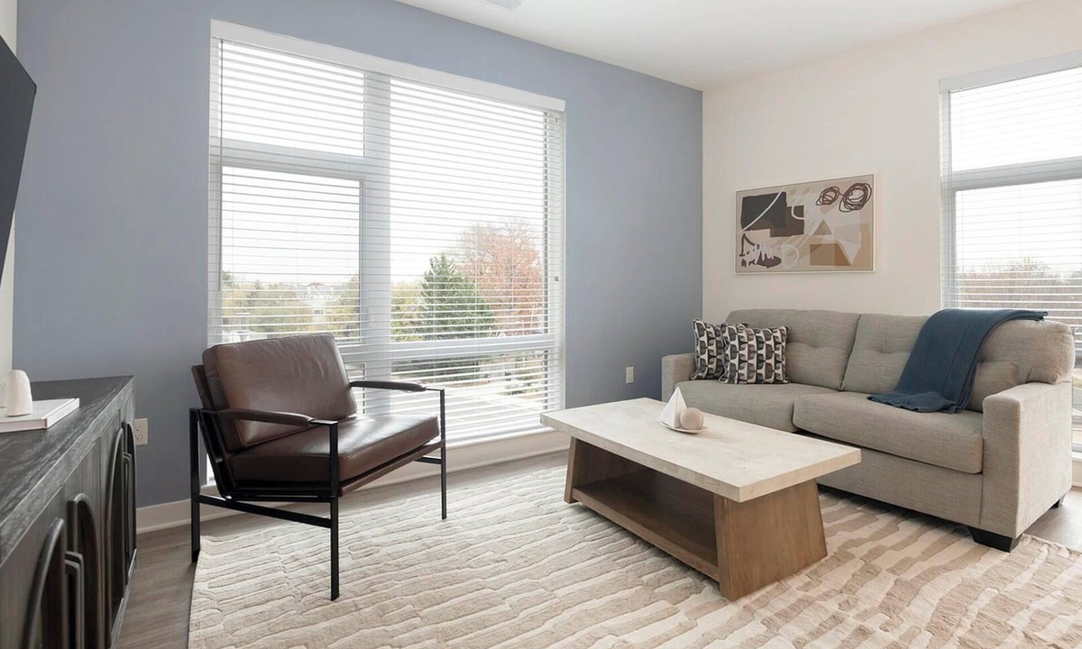 Old Town West Apartment | Landing | Amazing 2BD, Courtyard, Clubhouse
