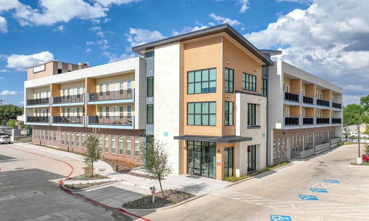 Garland Apartment | Landing Apartments Garland, TX