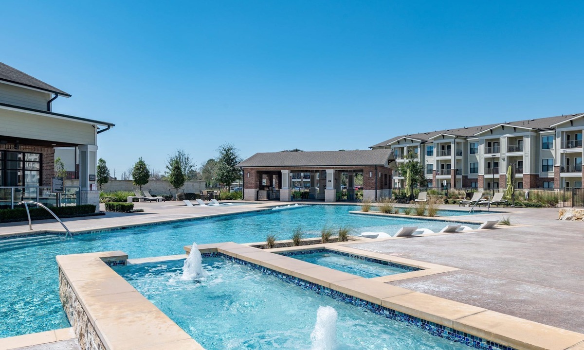 Katy Apartment | Landing Apartments - Grand Harbor