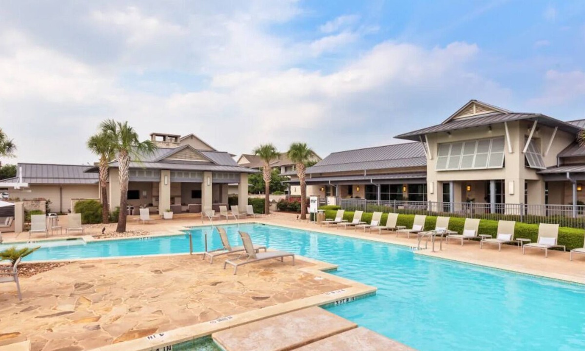 Buda Apartment | Landing Apartments Kyle - Austin