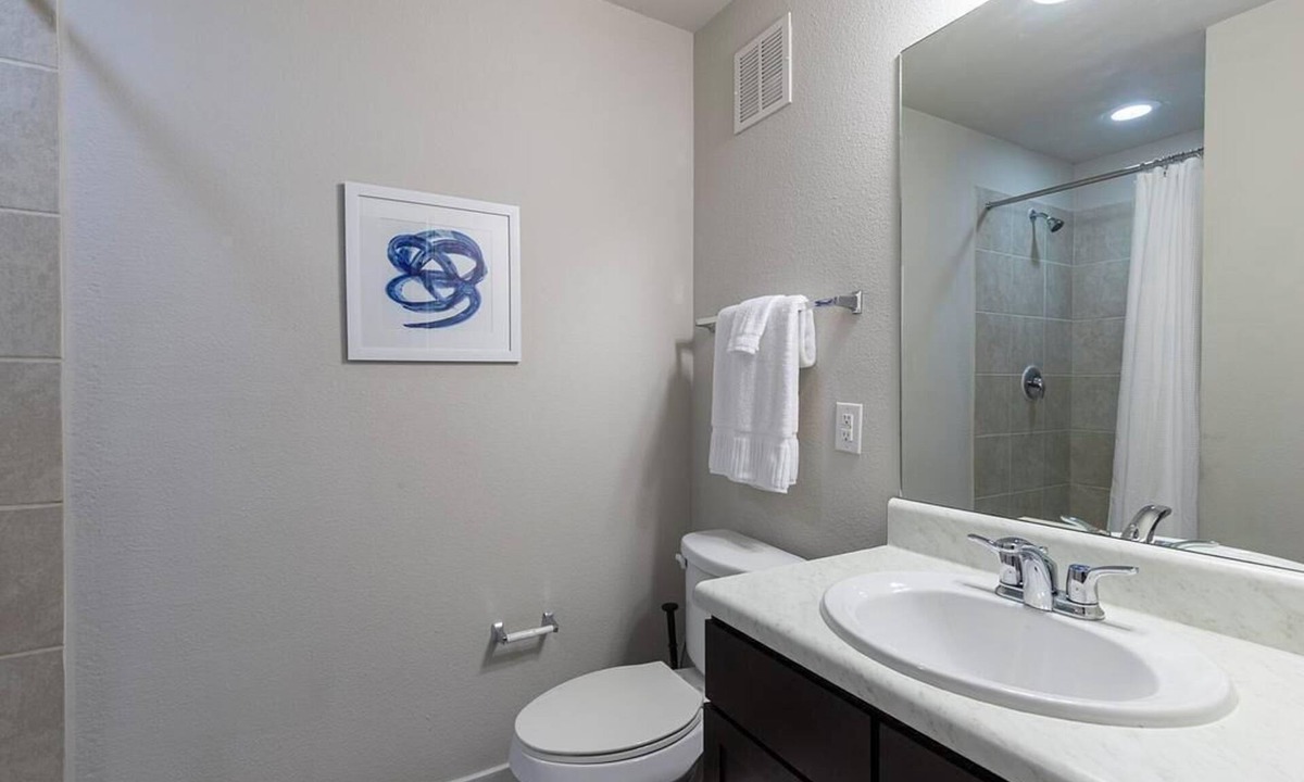 Brooks City Base Apartment | Landing at Aviator at Brooks - Studio in Stinson Airport Vicinity