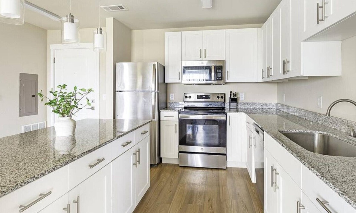 Burleson Apartment | Landing at Camden Crossing - 2 Bedrooms in Fort Worth