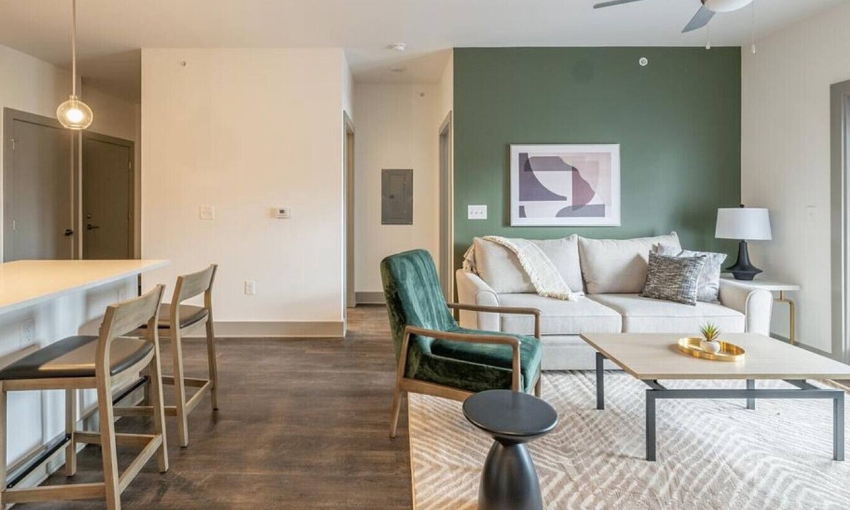 Merry Oaks Apartment | Landing at Radius at Donelson - 2 Bedrooms in Merry Oaks