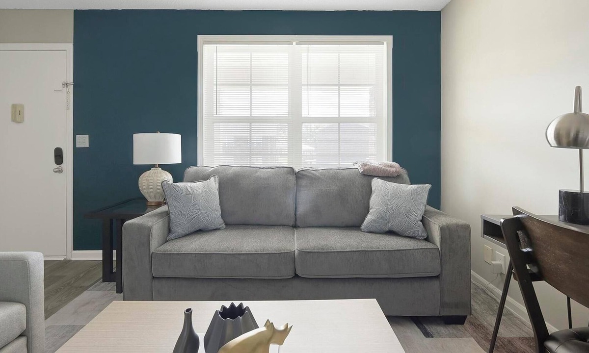 Hendersonville Apartment | Landing | Beautiful 1BD, Gym, Pool