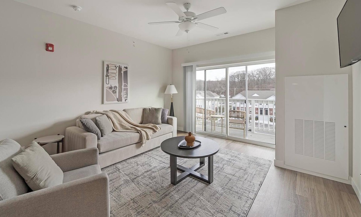 Willow Springs Apartment | Landing | Beautiful 2BD, Clubhouse, Pool