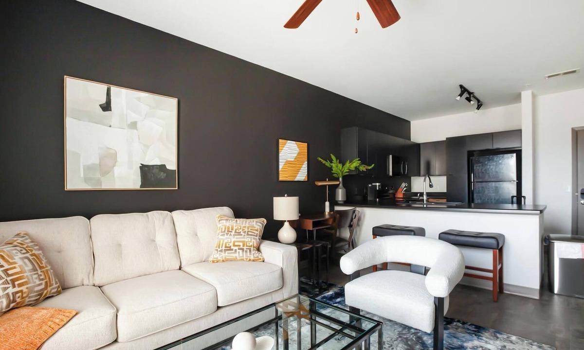 Springfield Apartment | Landing | Beautiful 1BD, Courtyard
