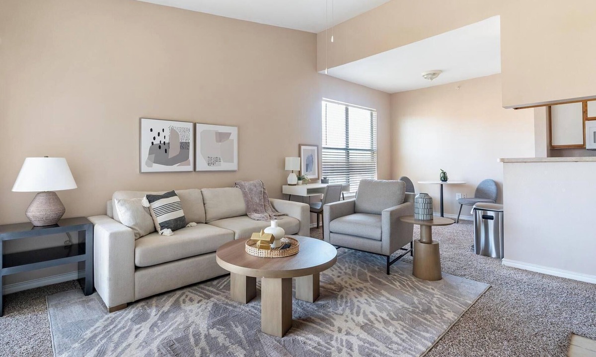 Fort Worth Apartment | Landing | Beautiful 1BD, Rooftop Lounge, Gym
