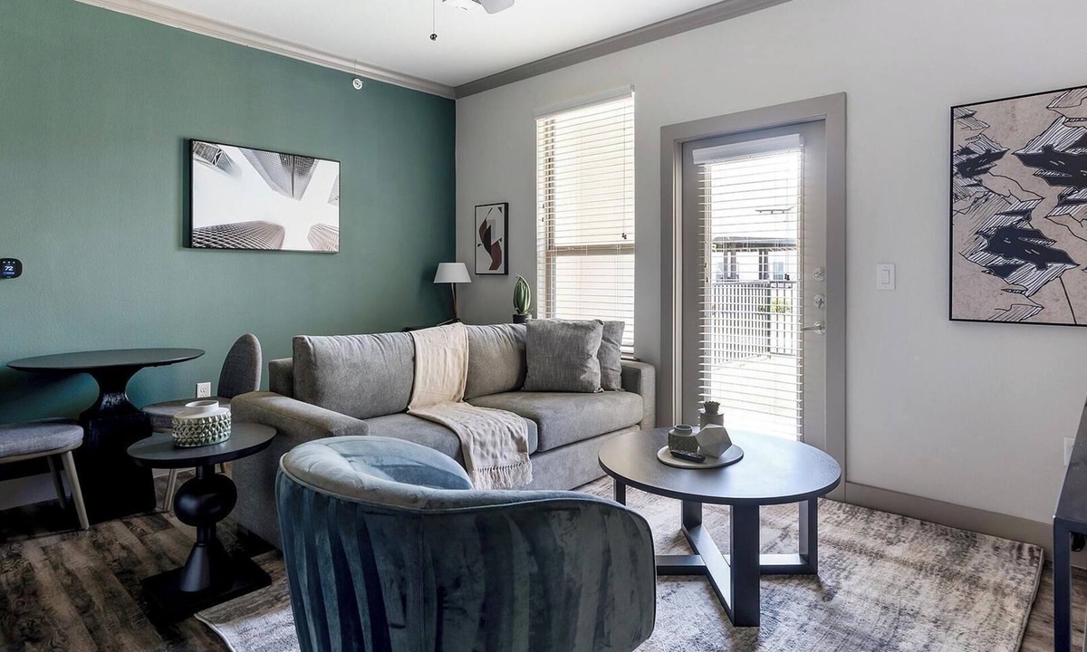 Manor Apartment | Landing | Beautiful 1BD, Clubhouse, Courtyard