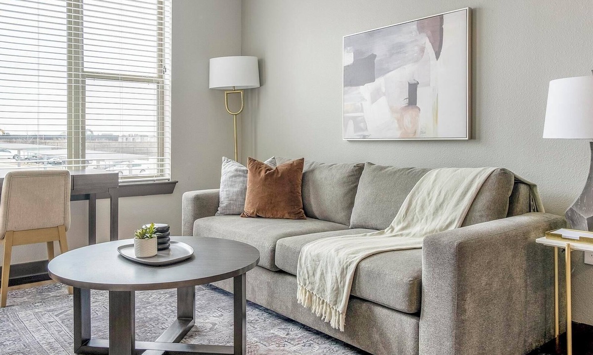 Buda Apartment | Landing | Beautiful 1BD, Clubhouse, Rooftop Lounge