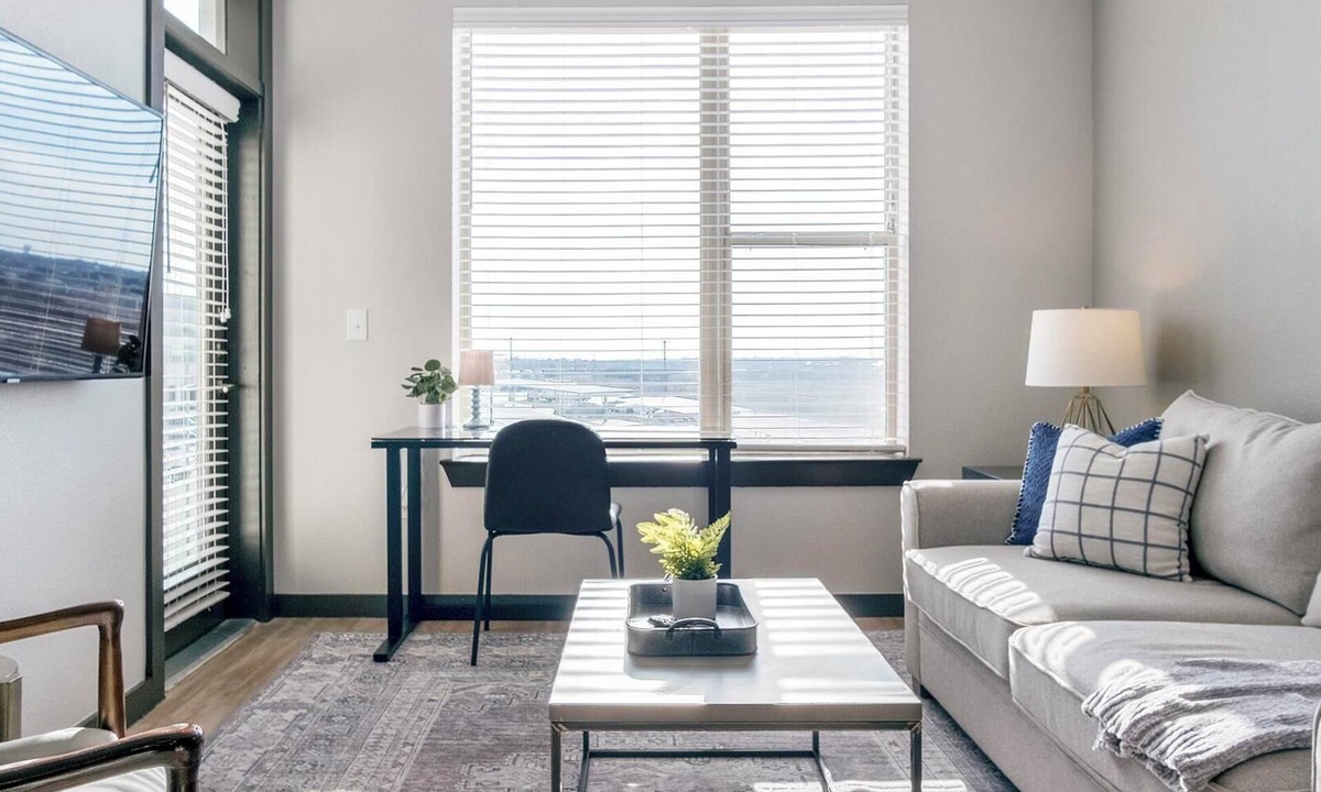 Buda Apartment | Landing | Beautiful 1BD, Clubhouse, Gym