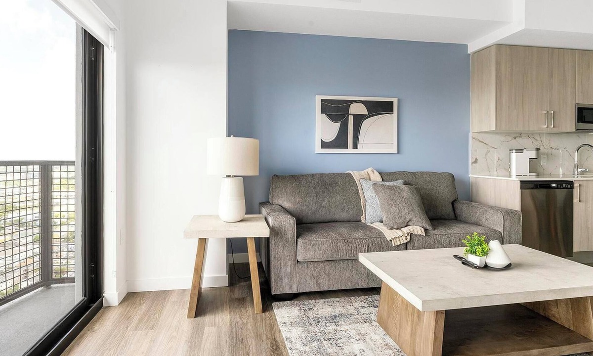 Overtown Apartment | Landing | Beautiful 1BD, Pool