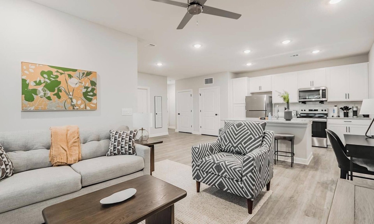 Fort Myers Apartment | Landing | Beautiful 1BD, Pool