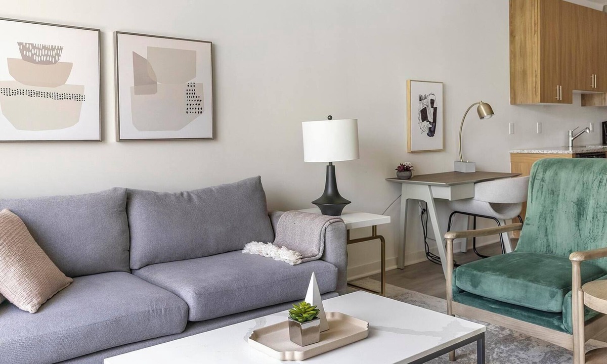 Carteret Apartment | Landing | Beautiful 1BD, Courtyard, Gym