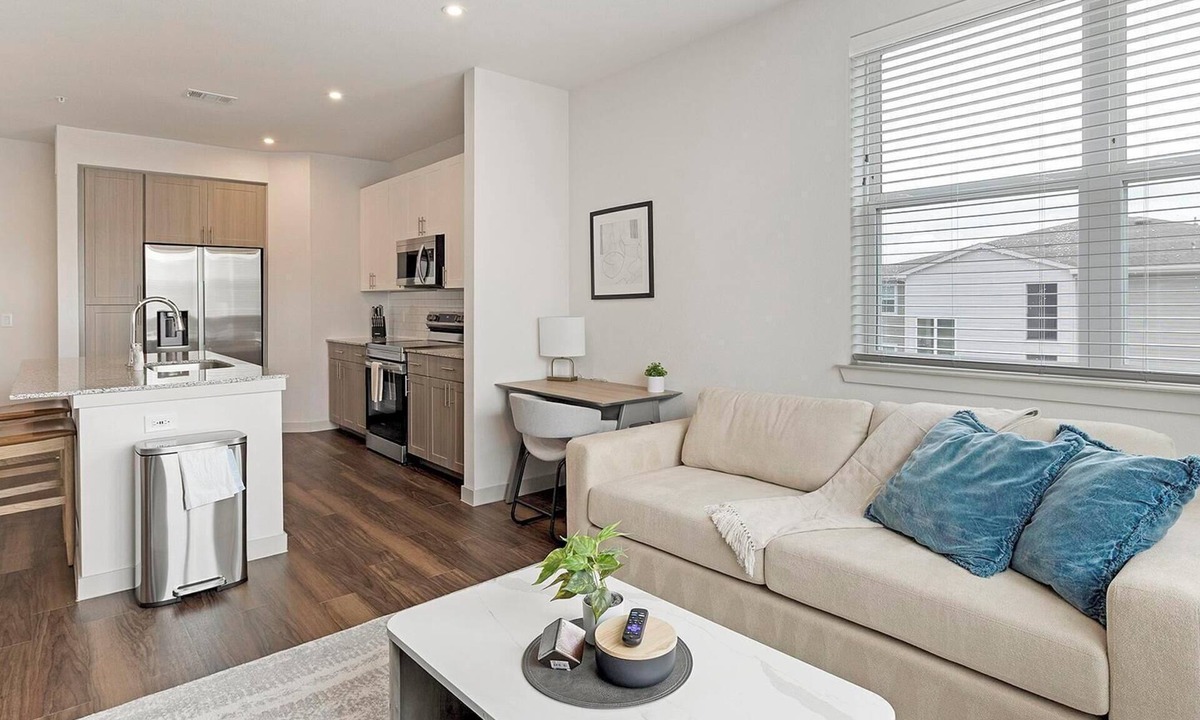 Fate Apartment | Landing | Beautiful 1BD, Gym, Pool