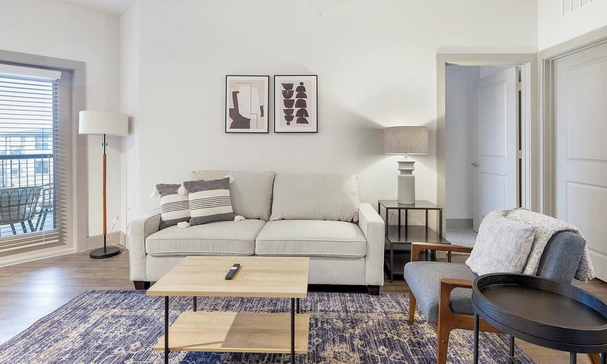 Haltom City Apartment | Landing | Beautiful 2BD, Gym, Pool