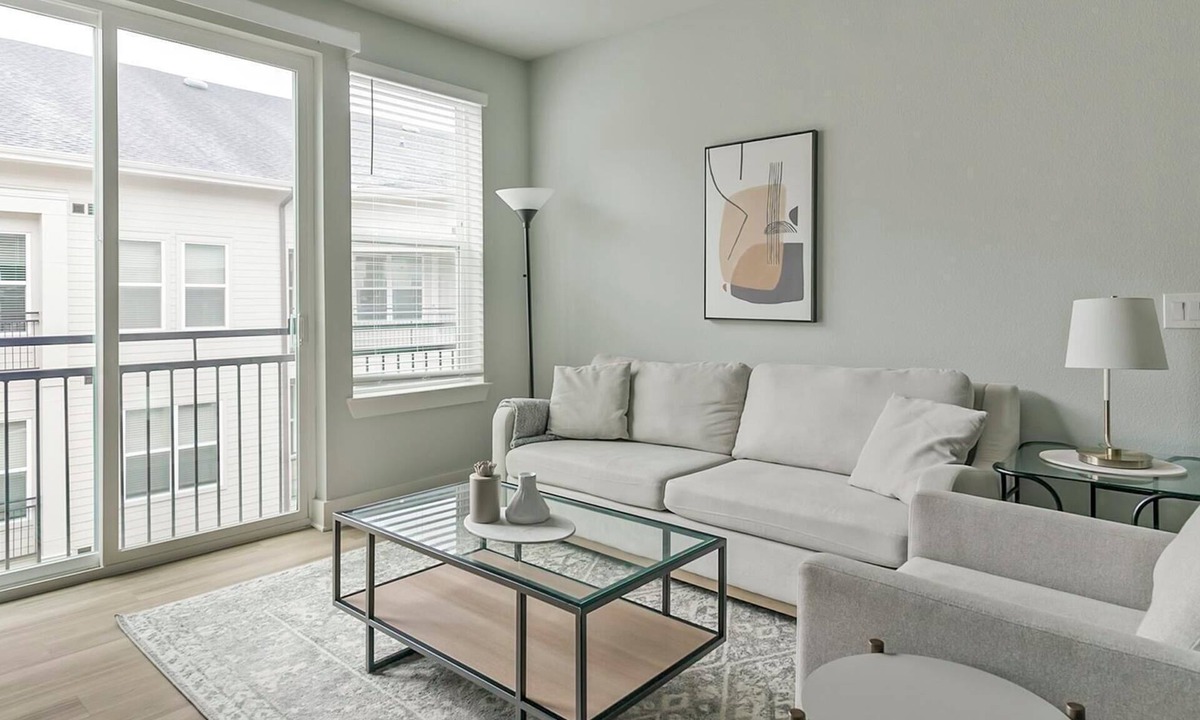 Conroe Apartment | Landing | Beautiful 2BD, Clubhouse, Yoga Studio