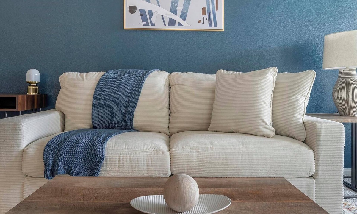 Austin Apartment | Landing | Beautiful 2BD, Courtyard, Pool