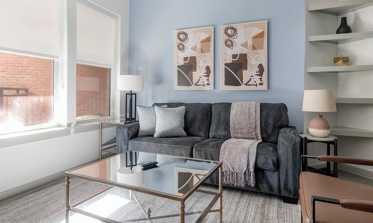 MLK Apartment | Landing | Beautiful 2BD, Rooftop Lounge, Game Room