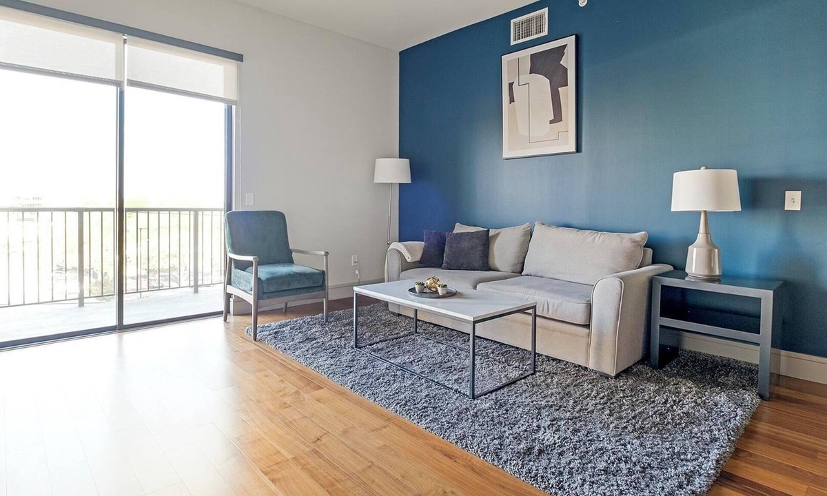 Houston Apartment | Landing | Beautiful 2BD, Tennis Court, Pool