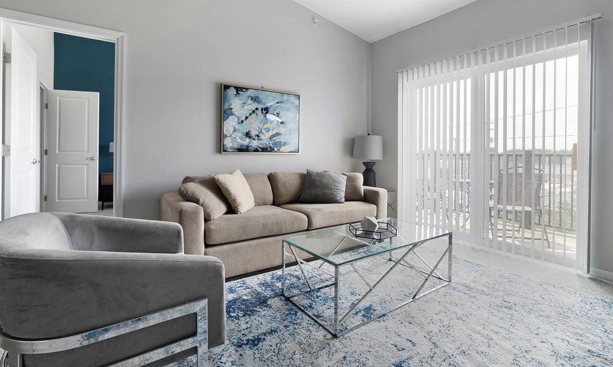 Northwest Columbus Apartment | Landing | Beautiful 2BD, Gym
