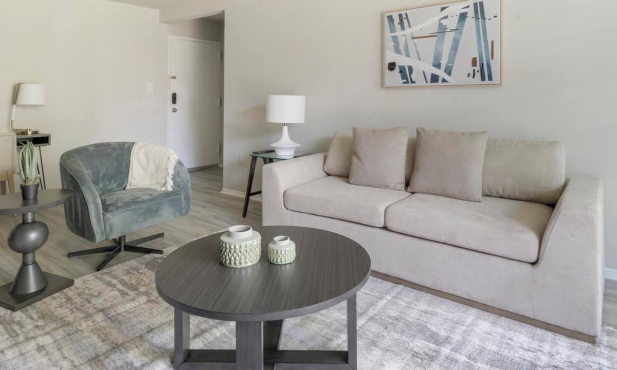 Greenbelt Apartment | Landing | Beautiful 2BD, Pool, Gym