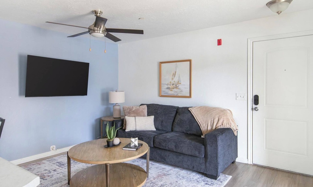 Herriman Apartment | Landing | Beautiful 3BD, Gym, Game Room
