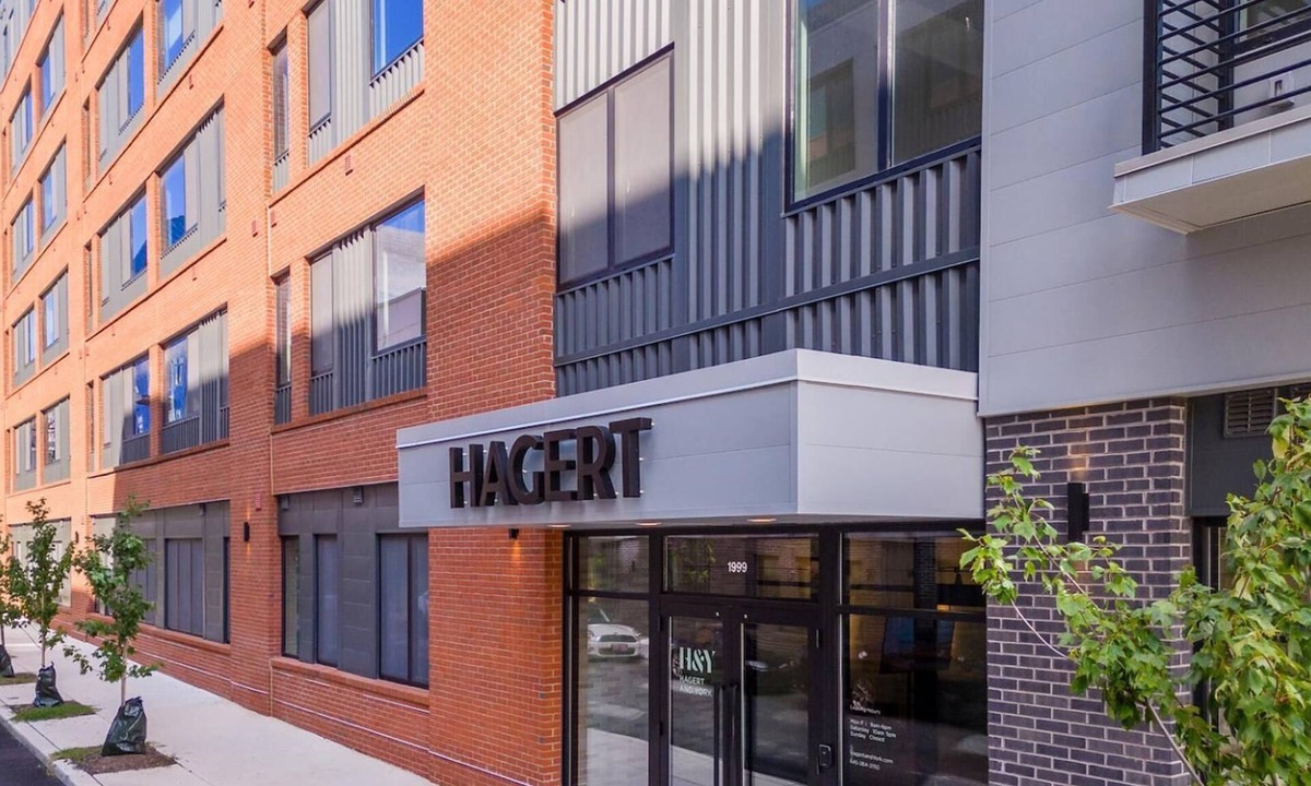 Kensington Apartment | Landing | Beautiful 1BD, Clubhouse, Rooftop Lounge