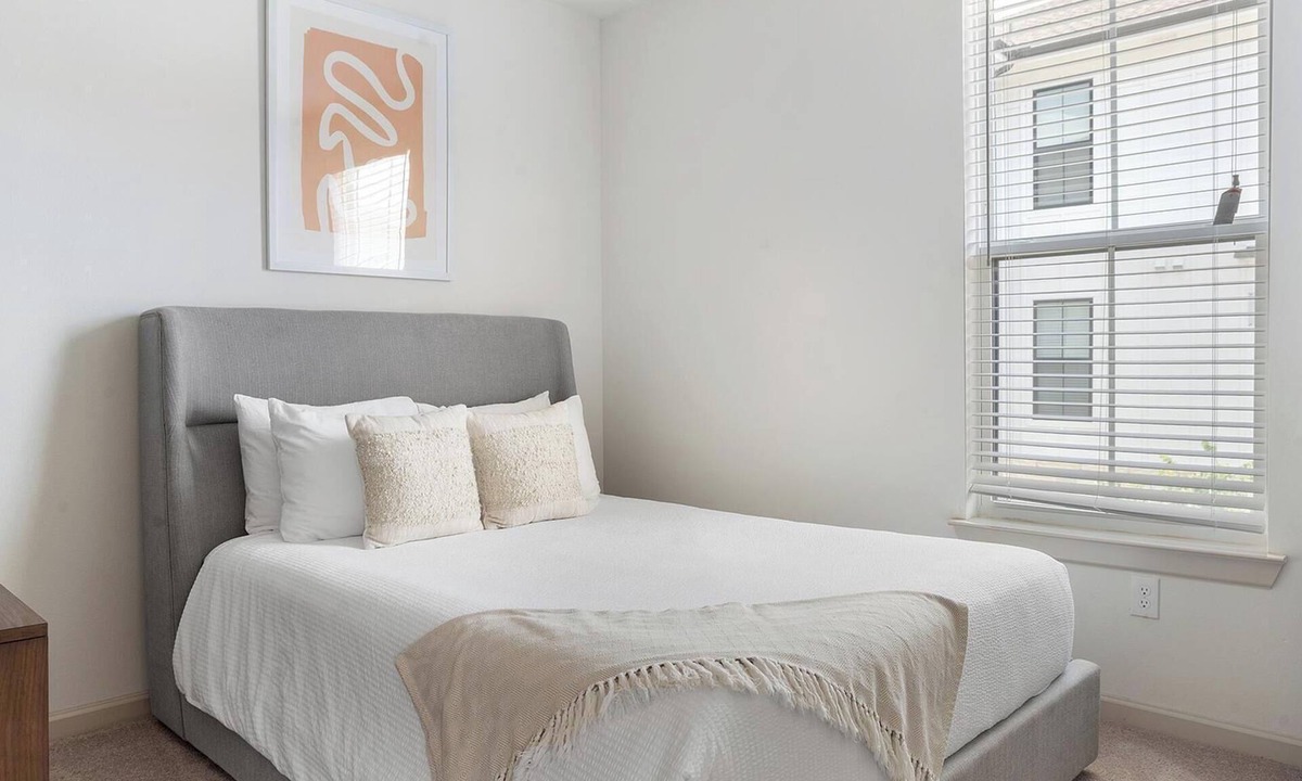 Pflugerville Apartment | Landing | Chic 1BD, Courtyard, Game Room