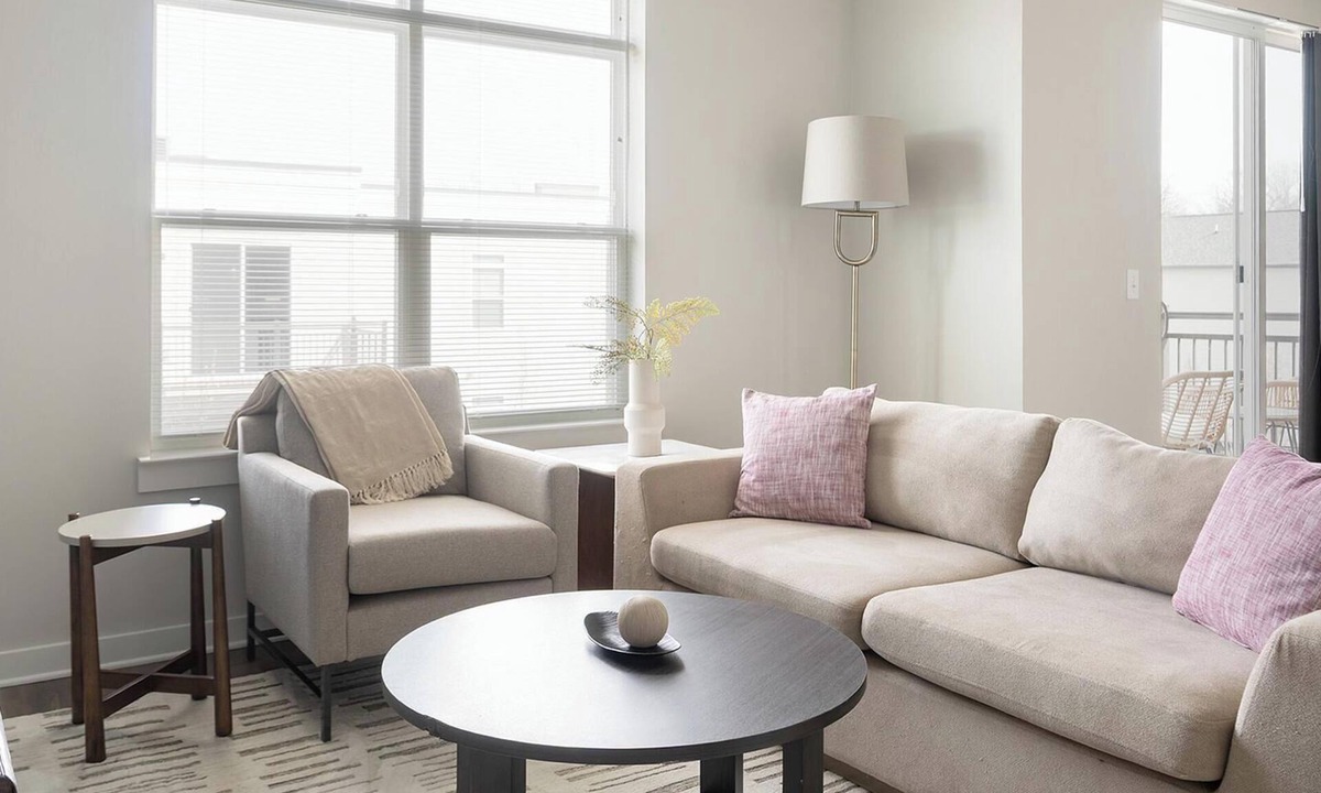 Talbot's Corner Apartment | Landing | Chic 1BD, Clubhouse, Gym