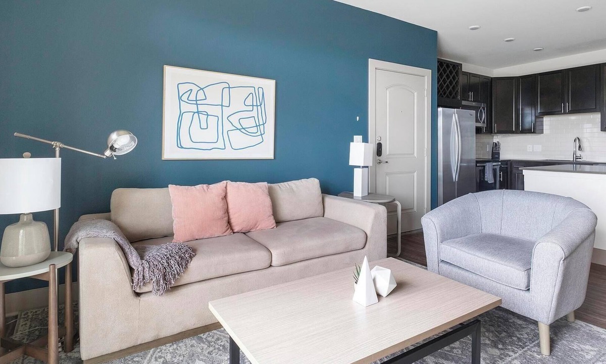 Klein Apartment | Landing | Chic 1BD, Clubhouse, Gym