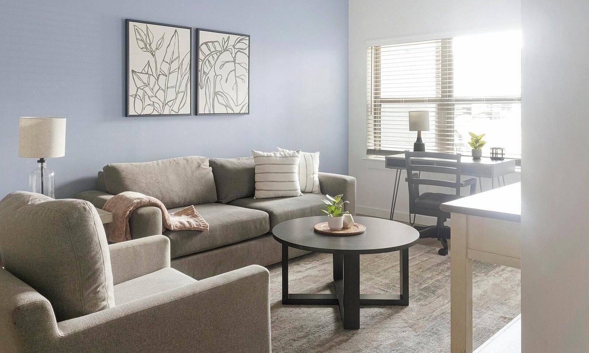 Chapel Hill Apartment | Landing | Chic 1BD, Courtyard, Gym