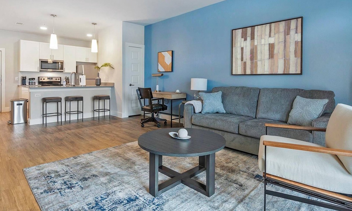 Far North Central Apartment | Landing | Chic 1BD, Gym