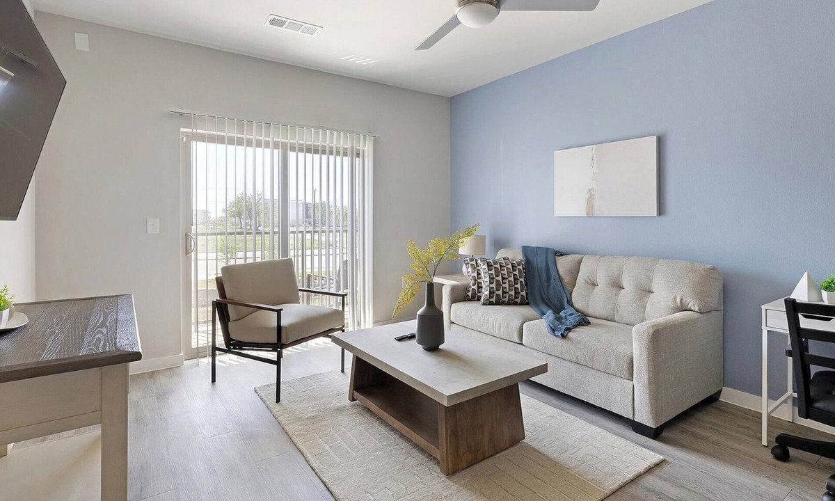 Corinth Apartment | Landing | Chic 1BD, Gym, Clubhouse